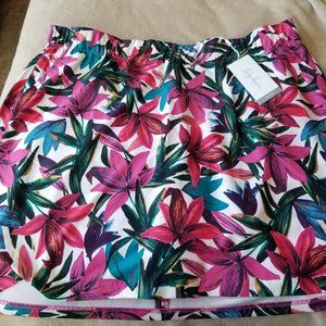 Lady Hagen Paradise Floral Skort